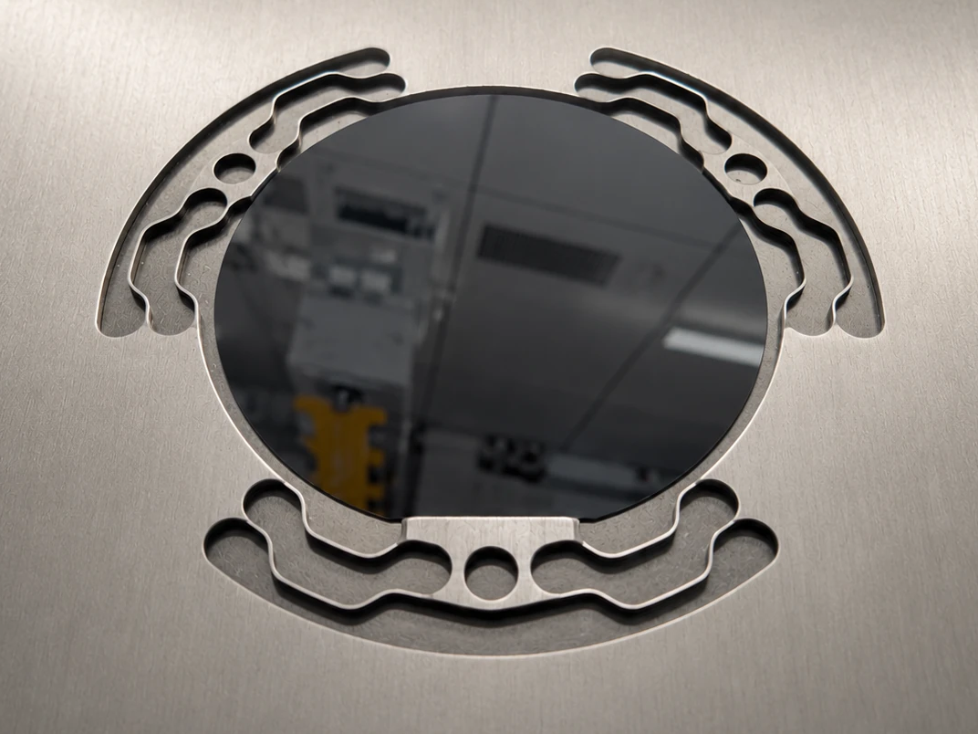 MetroFrame wafer adapter, product view
